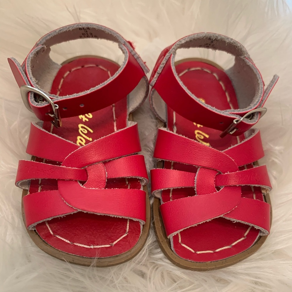 Saltwater sandals